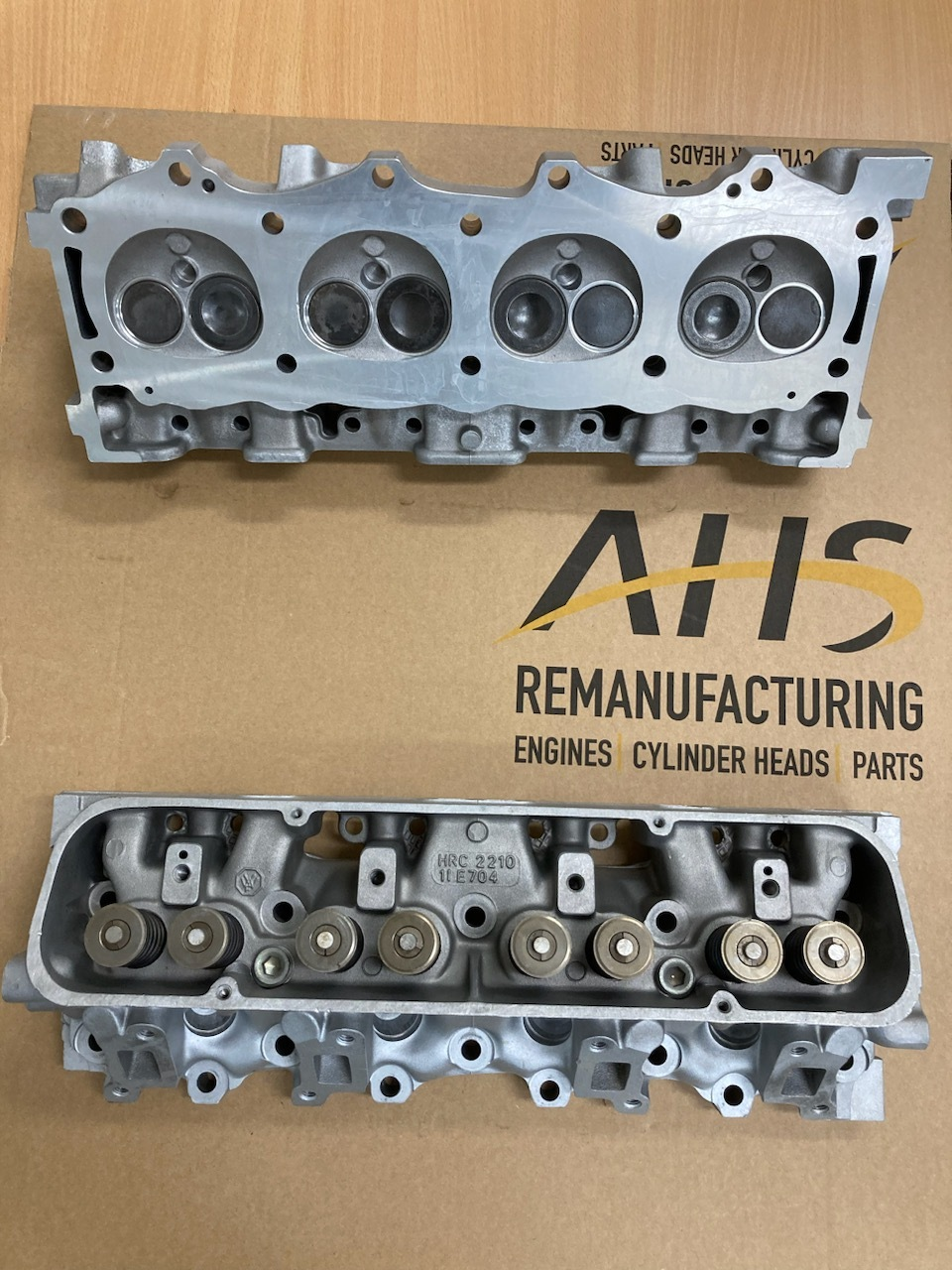 Cylinder Heads for Land Rover 3950 cc V8 14 Bolt Head. (Sold as pair)