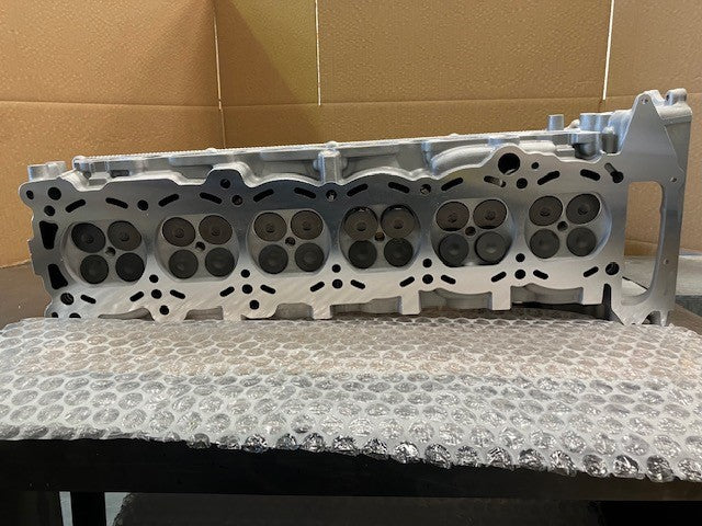 Cylinder Head for Nissan TB48DEG 4759CC D.O.H.C 24 Valve
