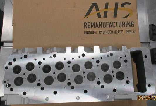 Cylinder Head for Mitsubishi 4M41 4Cyl 3200cc 16V DOHC Chain Dr C/R Injec Turbo New Casting